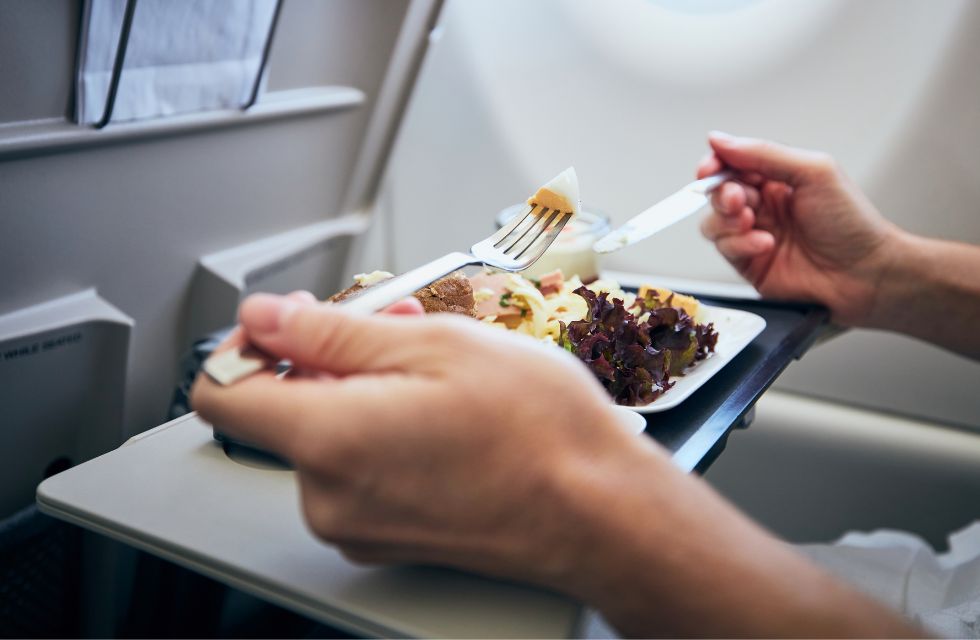 In-Flight Catering: Things To Consider When Choosing Inflight Catering Services